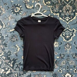 Aritzia Wilfred Free Go-To T-shirt